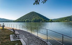 Nice Home In Piediluco With Kitchen